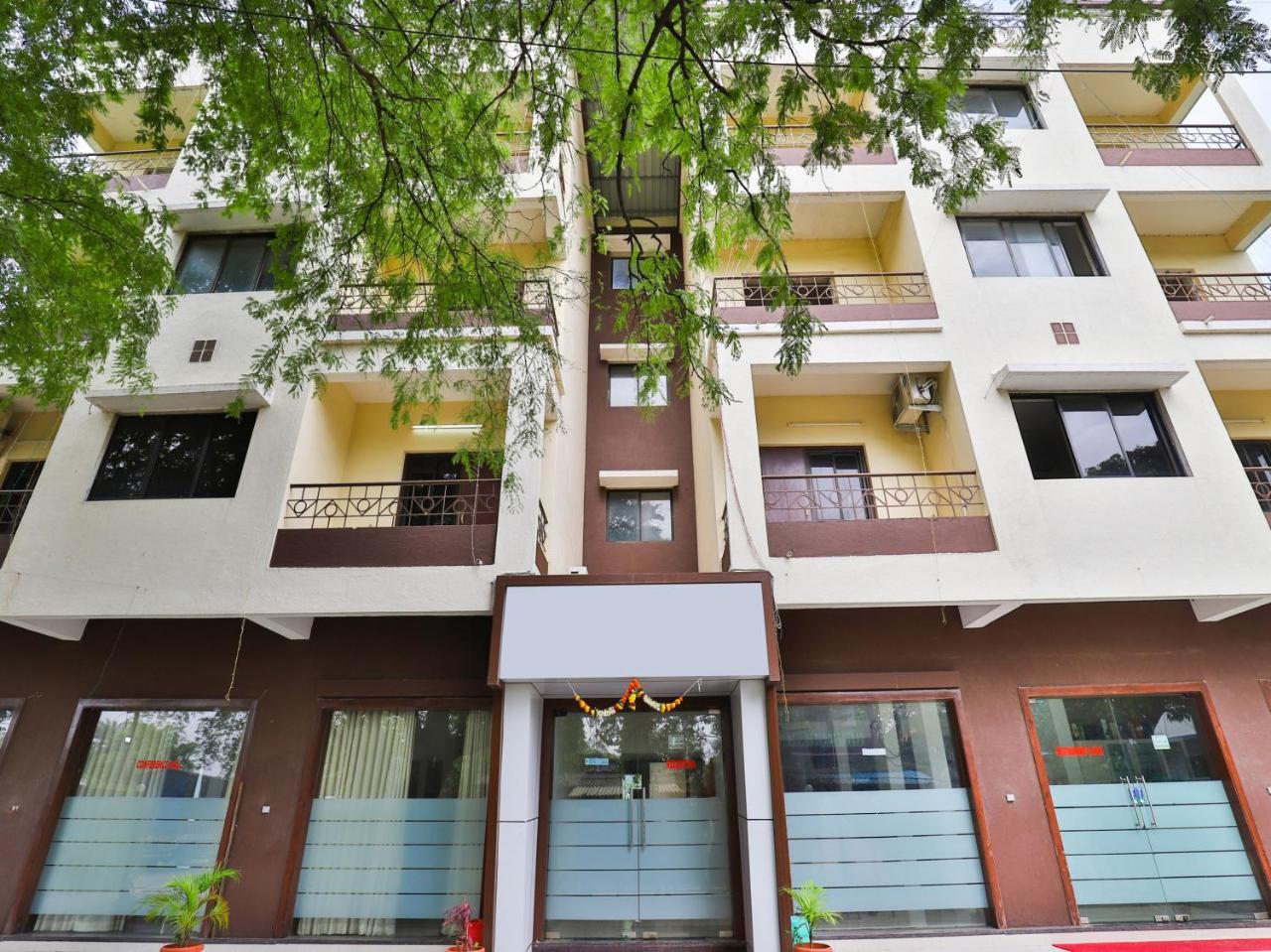 Hotel Ambica Daman Exterior photo